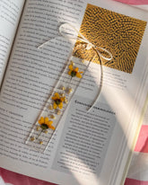 Separador de Libro con Flores Naturales